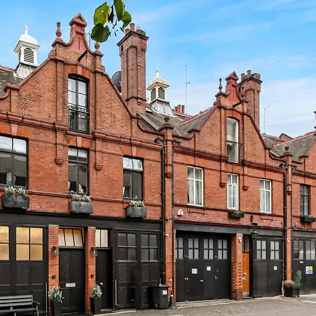 Mayfair Apartment With Private Terrace- 2 Bed London Exterior photo